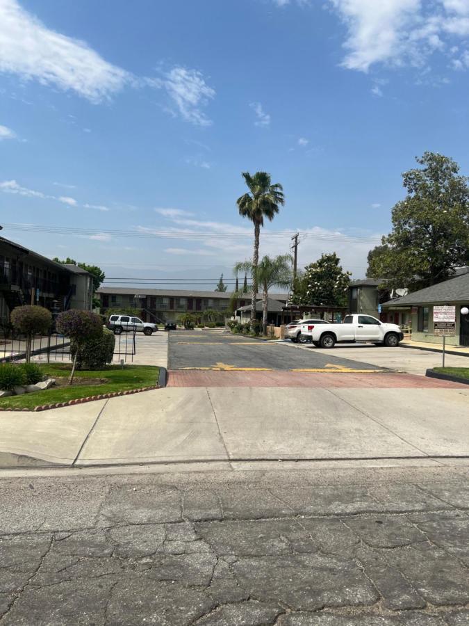 Sunpark Inn & Suites San Bernardino Buitenkant foto