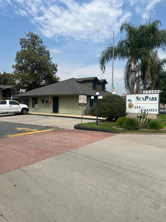 Sunpark Inn & Suites San Bernardino Buitenkant foto
